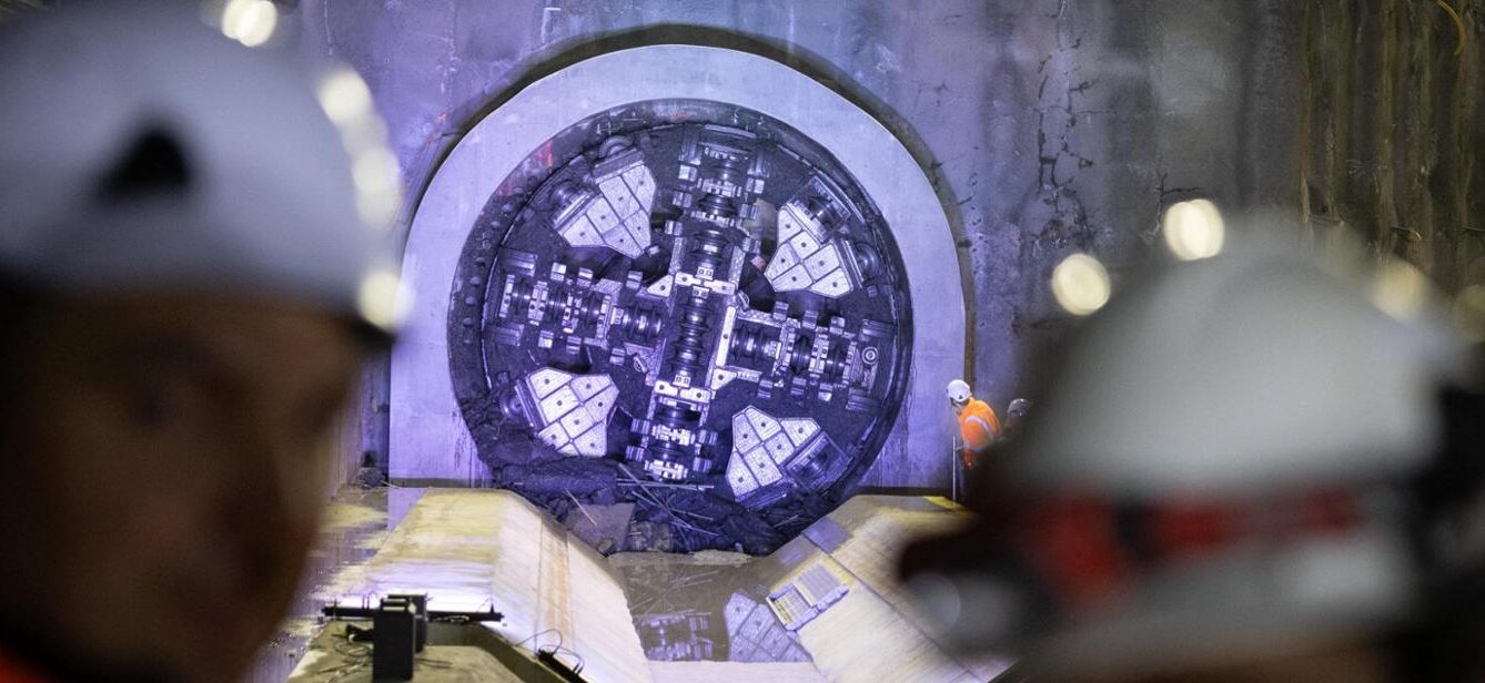 Tarcza TBM Kinga zakończyła drążenie tunelu ewakuacyjnego na linii Podłęże-Piekiełko. Sprawdź postępy prac i nowe czasy przejazdu pociągów z Krakowa w góry. fot: MI