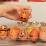 Od 2026 roku w polskich sklepach będzie można kupić głównie jajka nie pochodzące z hodowli klatkowej. fot: Олег Мороз, Unsplash