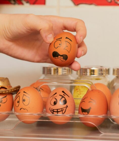 Od 2026 roku w polskich sklepach będzie można kupić głównie jajka nie pochodzące z hodowli klatkowej. fot: Олег Мороз, Unsplash