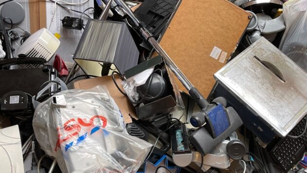 Niemcy wprowadzili przepisy o elektrośmieciach. fot: John Cameron/Unsplash