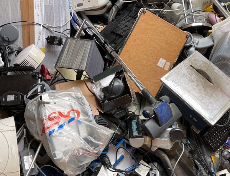 Niemcy wprowadzili przepisy o elektrośmieciach. fot: John Cameron/Unsplash