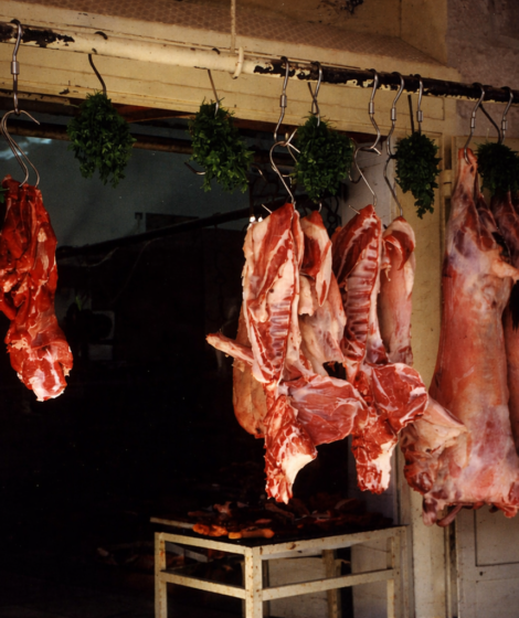 Unia podaje listę produktów mięsnych zakazanych dla produktow roślinnych. Openverse