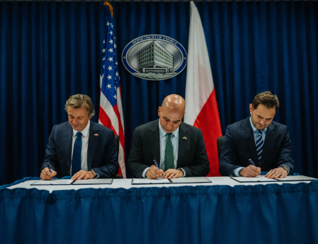 SMR - podpisanie umowy