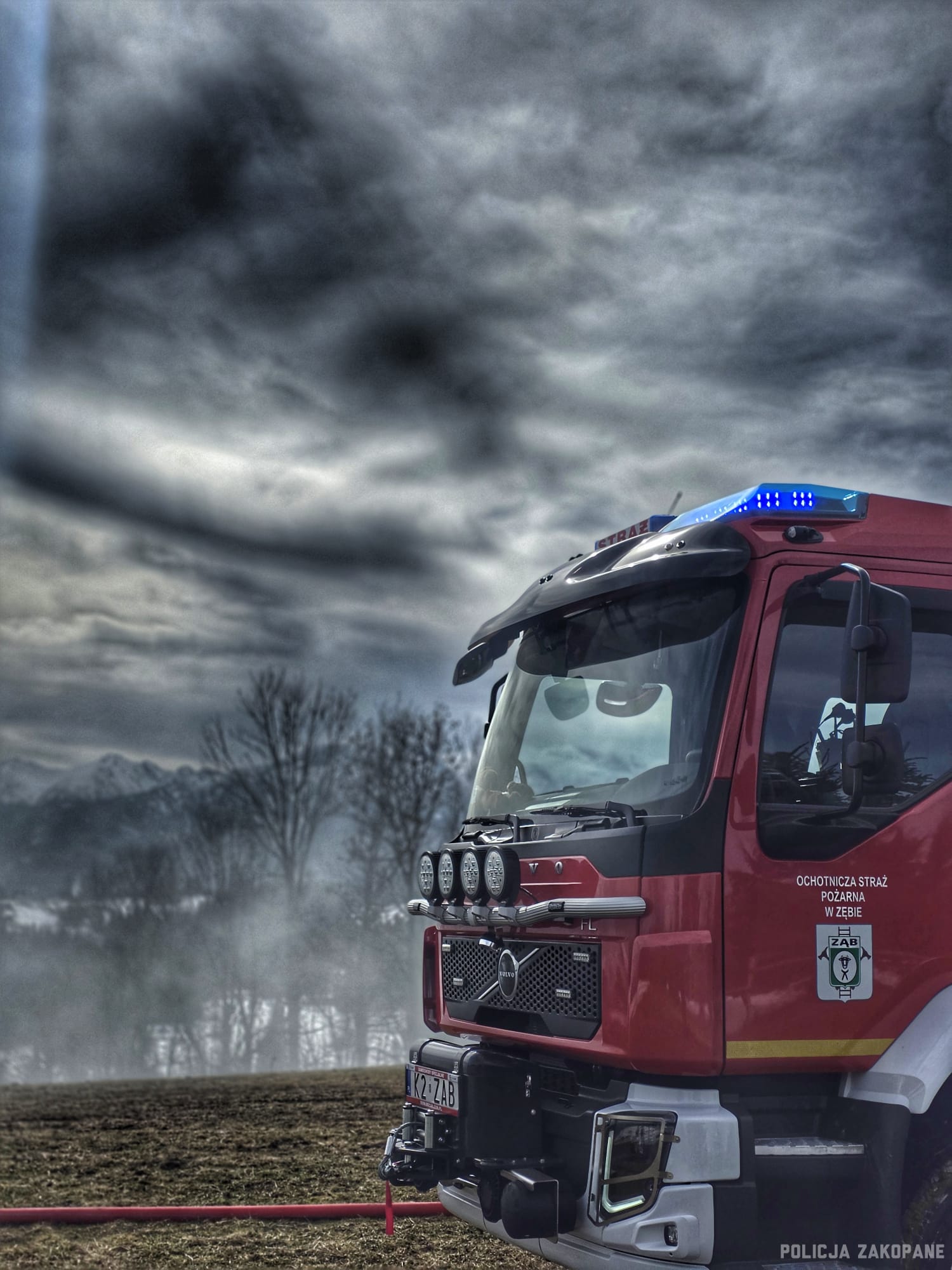 Policja ostrzega - nie wolno wypalać traw! Źródło: Policja