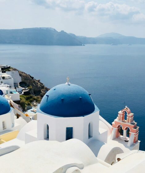 Santorini. Grecja wygrywa ranking satysfakcji turystów w 2025 roku. fot: Dan/Unsplash
