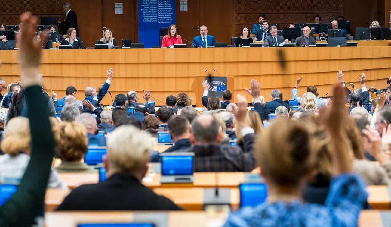Glosowanie w Parlamencie Europejskim/  źródło: https://multimedia.europarl.europa.eu/