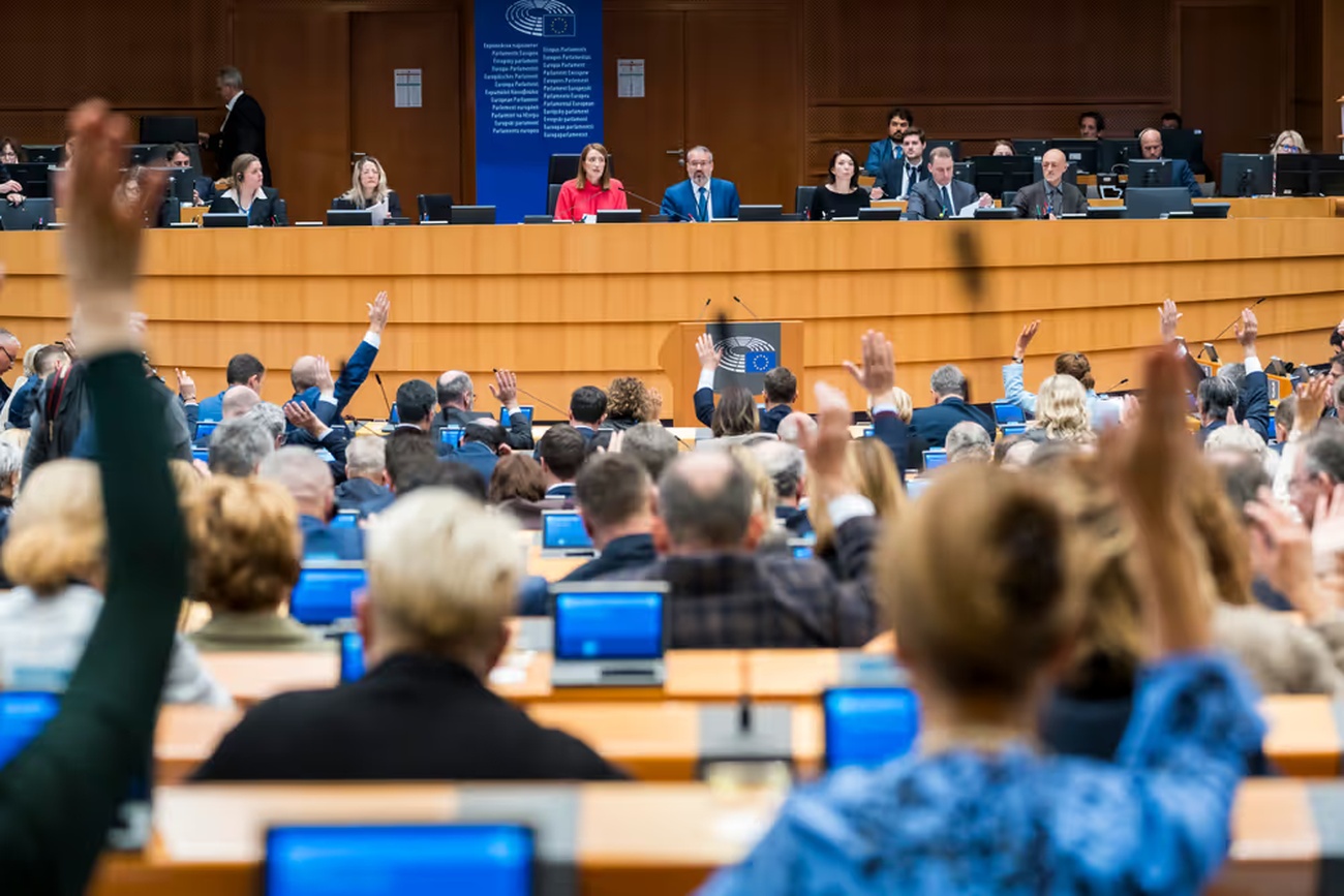 Glosowanie w Parlamencie Europejskim/ źródło: https://multimedia.europarl.europa.eu/