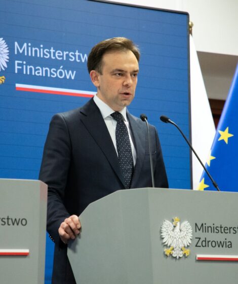 – Pieniądze, które będziemy musieli wydać na szczepionki przeznaczone do utylizacji, mogłyby zostać przeznaczone dla pacjentów – podkreśliła minister. MZ