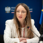 Ministra Agnieszka Dziemianowicz-Bąk z działaczką związkową zwolnioną przez DINO S.A. Katarzyną Kiwierską. fot. Mateusz Włodarczyk / MRPiPS