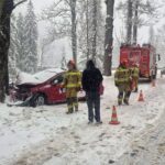 Tatry zamknięte do odwołania. Lawinowa „czwórka” i nieprzejezdna droga do Morskiego Oka. Policja Zakopane