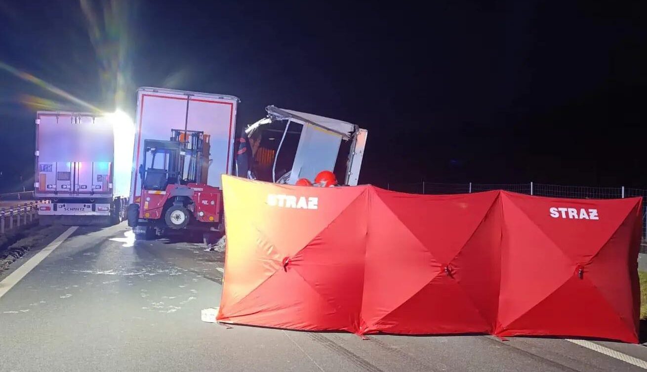 Śmierć kierowcy podczas zmiany koła. Policja Zawiercie