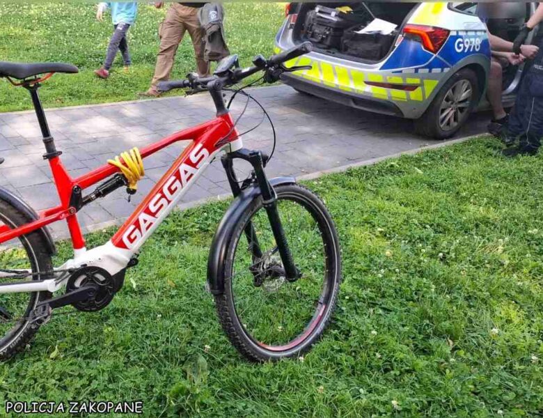 Policja w Zakopanem zatrzymała nietrzeźwych rowerzystów. fot: Policja