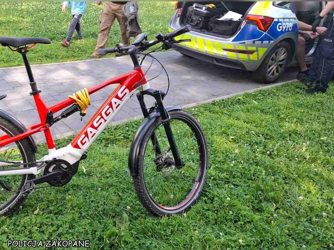 Policja w Zakopanem zatrzymała nietrzeźwych rowerzystów. fot: Policja