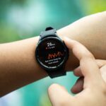 Fiskus coraz częściej zgadza się na odliczenie zakupu telefonu, zegarka, a nawet laptopa w ramach ulgi rehabilitacyjnej. fot: Amanz/Unsplash