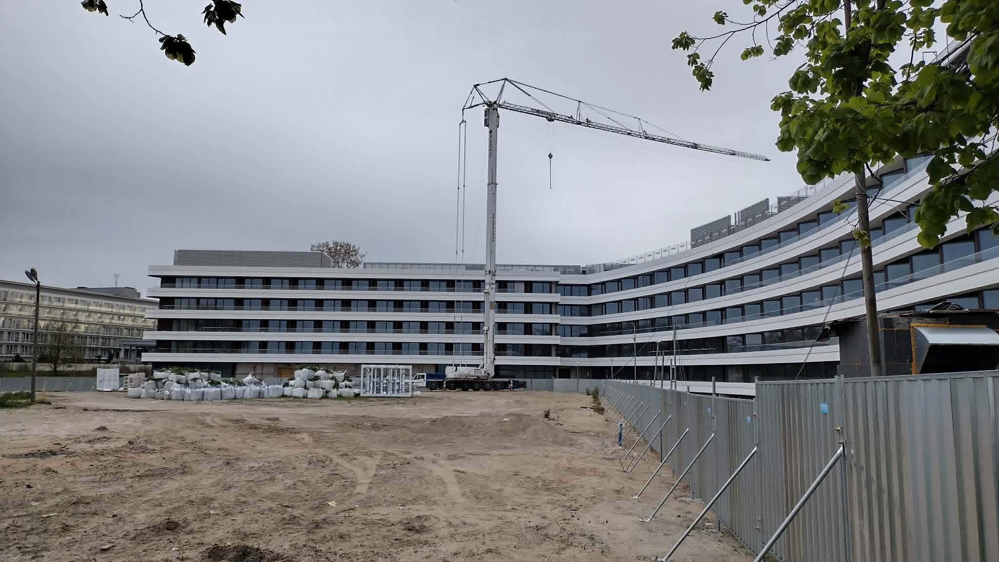 Budowa kolejnego hotelu w Kołobrzegu. Fot: Rafał Bernasiński