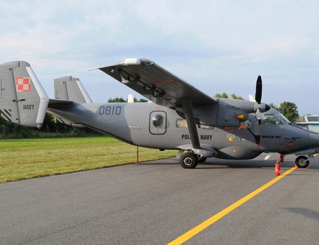 M-28B 1RM Bryza Bis. Autorstwa Aldo Bidini - Gallery page https://www.jetphotos.com/photo/7198690Photo https://cdn.jetphotos.com/full/3/88344_1315147652.jpg, GFDL 1.2