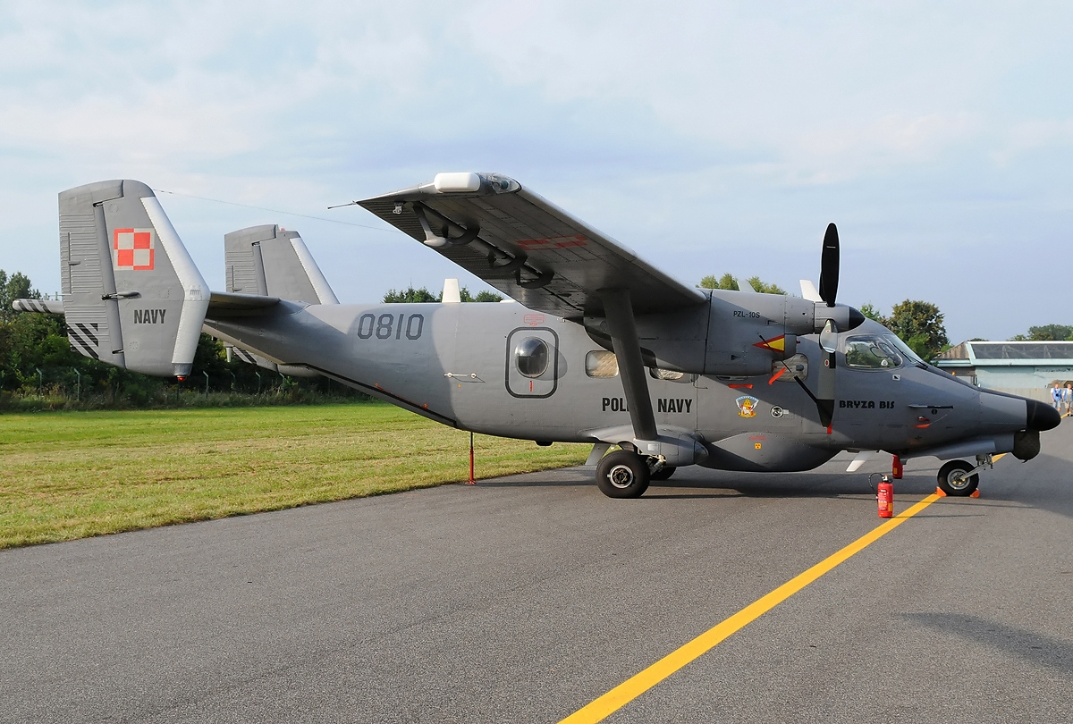 M-28B 1RM Bryza Bis. Autorstwa Aldo Bidini - Gallery page https://www.jetphotos.com/photo/7198690Photo https://cdn.jetphotos.com/full/3/88344_1315147652.jpg, GFDL 1.2