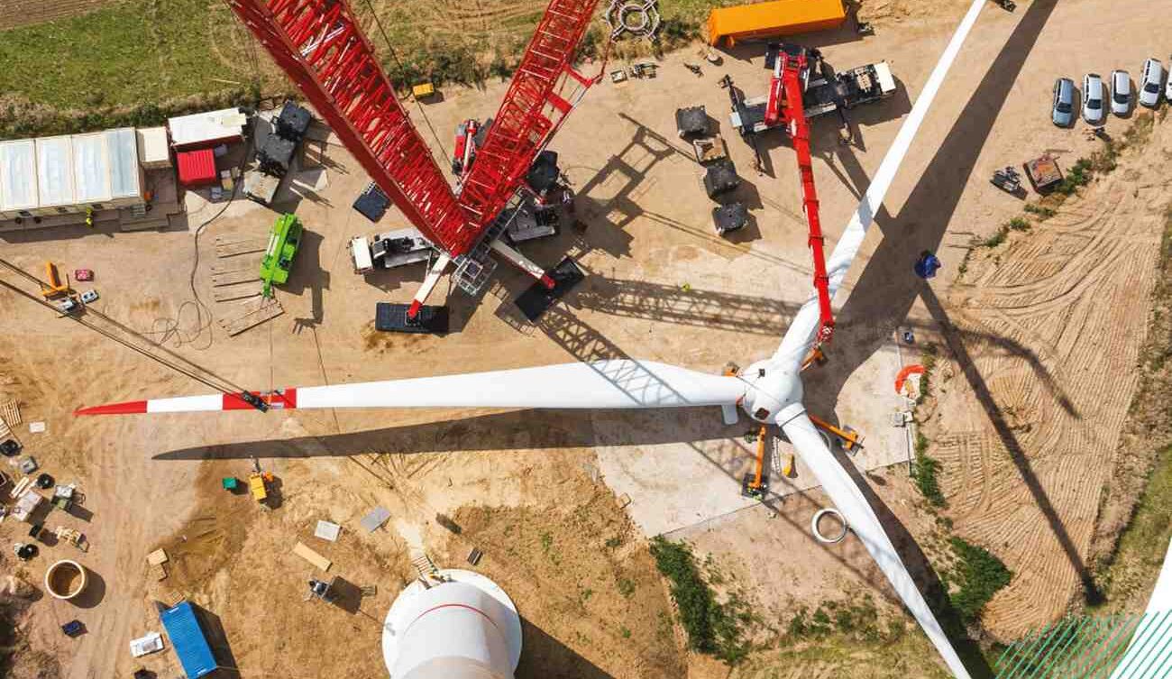 Budowa turbiny wiatrowej. fot: windenergy.pl