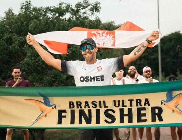 Jurand Czabański ustanowił nowy rekord świata w 20-krotnym Ironmanie. Fot. Tomasz Klimczyk