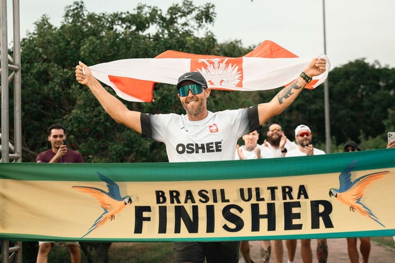 Jurand Czabański ustanowił nowy rekord świata w 20-krotnym Ironmanie. Fot. Tomasz Klimczyk