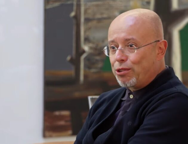 Andrezj Leder o technofaszyzmie, AI i kolejnych kopniakach w ego człowieka. /fot: youtube.com