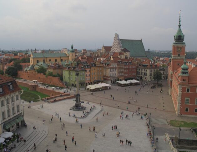 Warszaw, plac Zamkowy