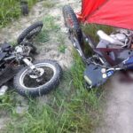 Tragiczny wypadek w gminie Raciąż. Pod miejscowością Charzyny zderzyły się dwa crossy. Nie żyje 18-letni motocyklista. Policja