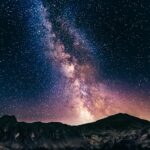 Astronomowie odkryli TOI-791 b i TOI-791 c. To superpuchate planety wielkości Jowisza, ale rzadsze od waty cukrowej.