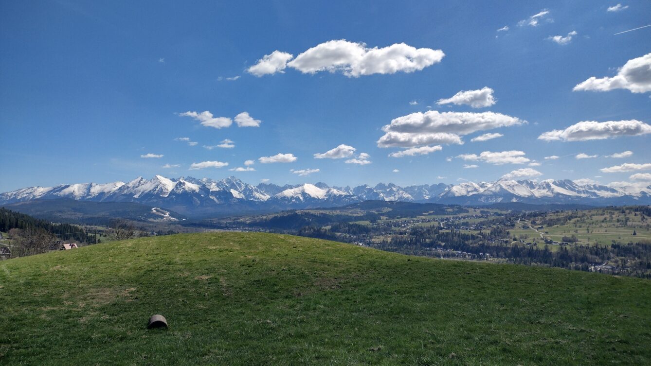 Widok na Tatry z Litwinki nad Białką Tatrzańską. Fot.: Rafał Bernasiński