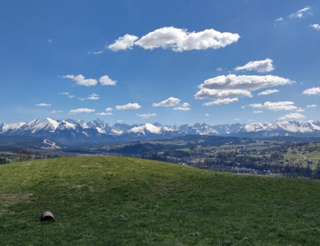 Widok na Tatry z Litwinki nad Białką Tatrzańską. Fot.: Rafał Bernasiński