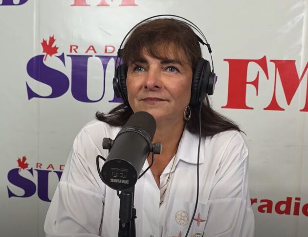 Wójt Baranowa Bogumiła Lewandowska-Siwek w rocmowie radiowej/ RadioSud/youtube