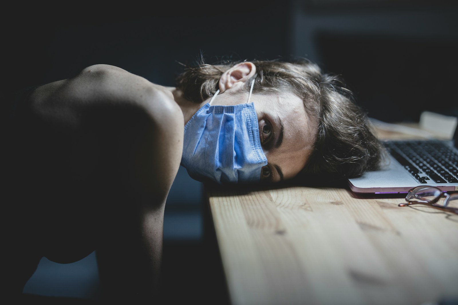 L4 po utracie pracy. Photo by engin akyurt/Unsplash