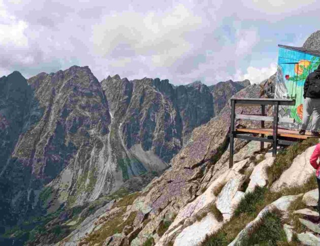 Toaleta przy schronisku Chata pod Rysami. Fot: Rafał Bernasiński