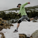 Jakub Szczepański podczas przygotowań do projektu RunGHT na Great Himalaya Trail w Nepalu
