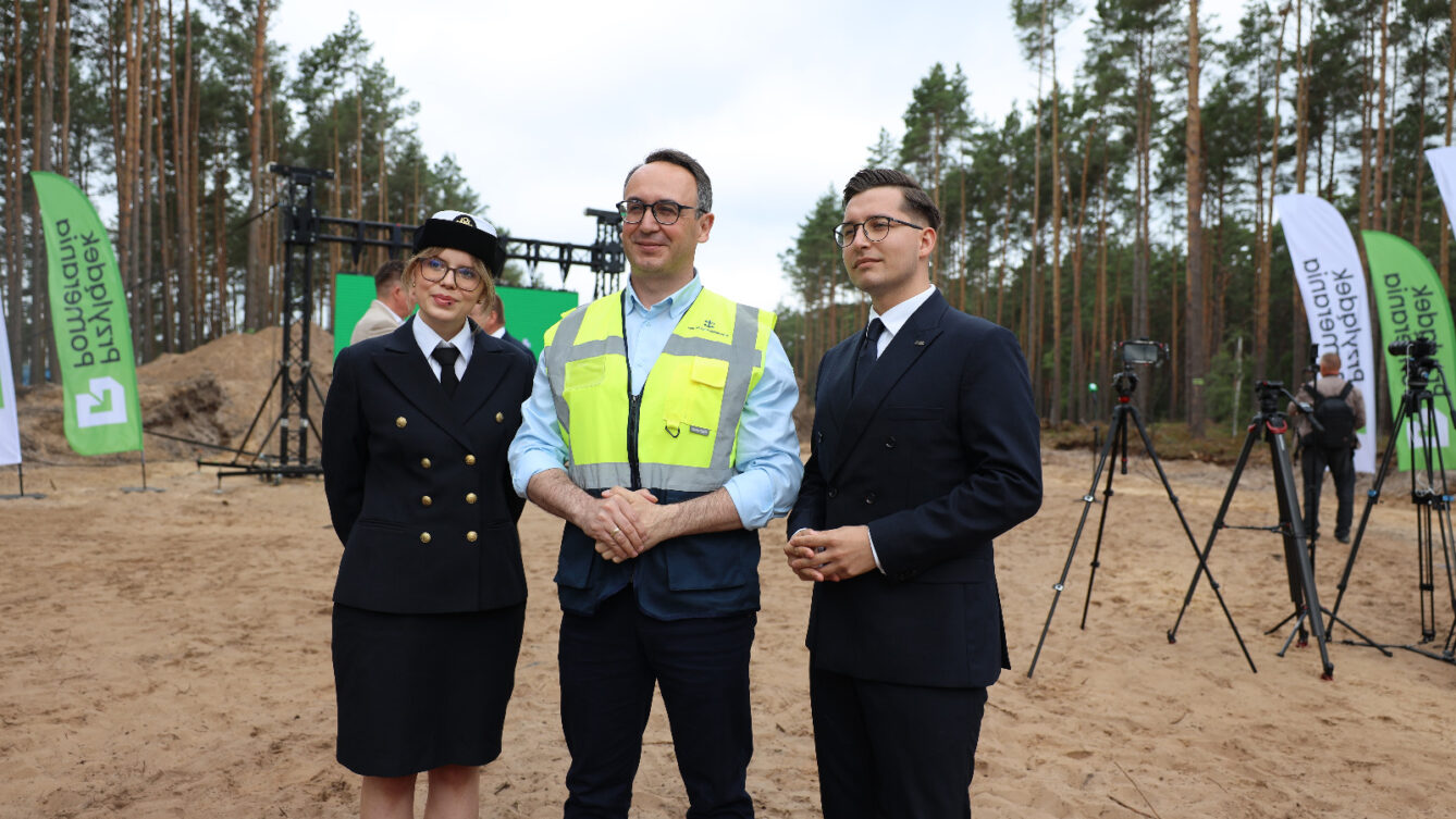 Ruszyła budowa Przylądka Pomerania w Świnoujściu. Port za 10 mld zł ma przejąć część klientów Hamburga i Rotterdamu./Ministerstwo Infrastruktury