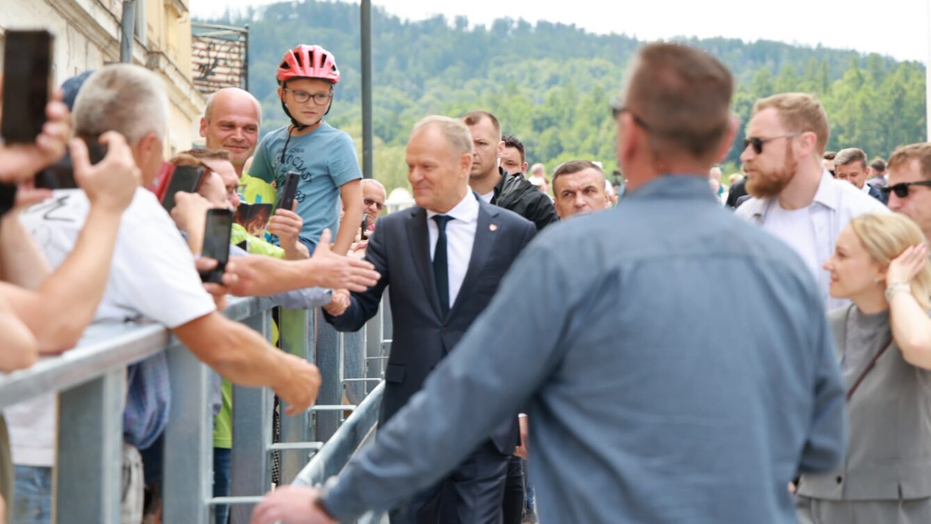 Tusk w Głuchołazach/ KPRM