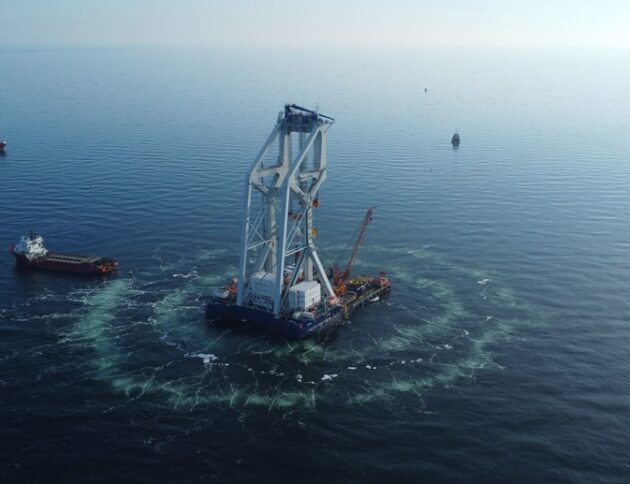 Pierwszy prąd z farmy Baltic Power trafił do krajowej sieci. Docelowo 76 morskich turbin ma dostarczać energię dla ponad 1,5 mln gospodarstw. Balitc Power mat. prasowe