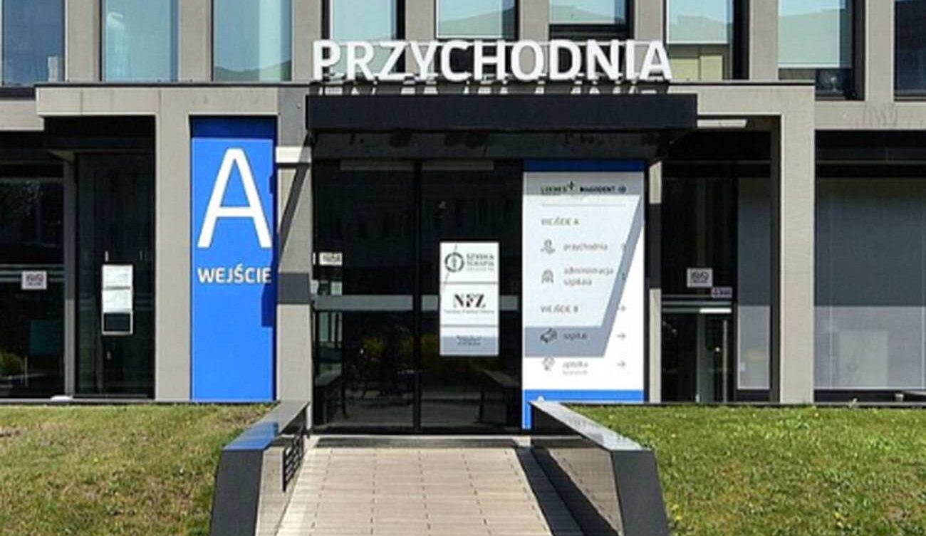 Na wizytę u kardiologa można już umówić się przez e-rejestrację. Od 1 sierpnia w systemie pojawią się kolejni lekarze specjaliści./ Wikimedia