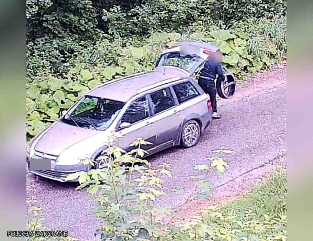 Mężczyzna podrzucający śmieci w lesie. Policja