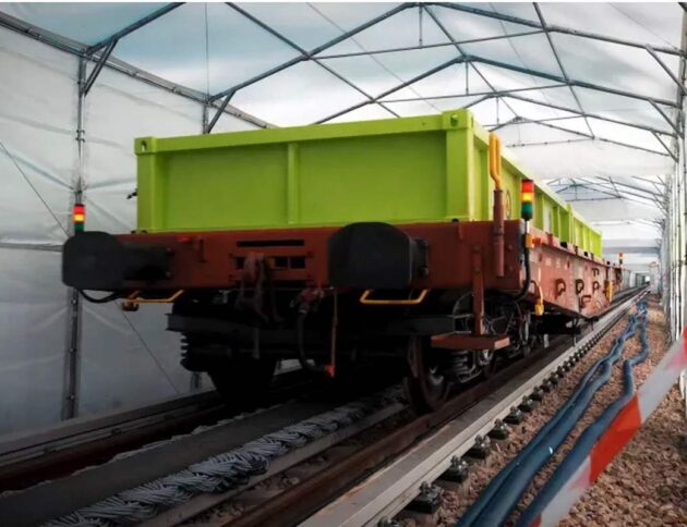 Polski system MagRail ma wykorzystać istniejące tory i rozpędzać pociągi do 550 km/h. Jego twórca nie wierzy jednak w szybkie wdrożenie w Polsce. fot: materiały prasowe