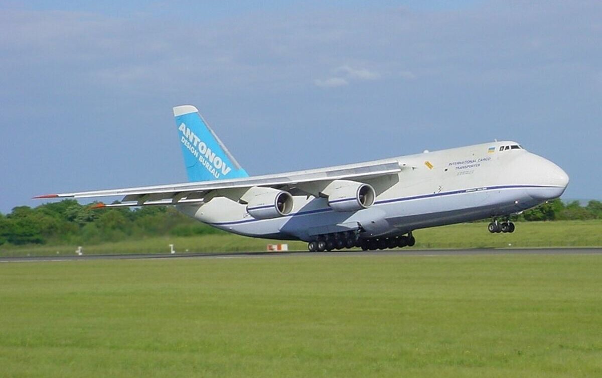 Antonov Airlines Antonov An-124, fot: Dale Coleman, Wikipedia