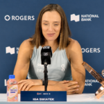 Iga Świątek pokonała Jelenę Rybakinę 6:2, 6:3 i wygrała WTA 1000 w Toronto. To jej pierwszy tytuł w 2026 roku i 26. w karierze. Źródło: Tennis Canada/ youytube.com