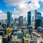 Warszawa. W centrum Warszawy zaczyna brakować nowoczesnych biur. Firmy szukają siedzib kilka lat wcześniej, czynsze rosną, a część kupuje całe budynki.Źródło: PrestigePR