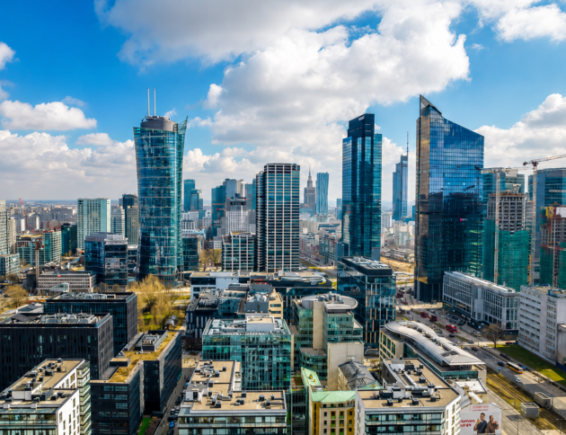 Warszawa. W centrum Warszawy zaczyna brakować nowoczesnych biur. Firmy szukają siedzib kilka lat wcześniej, czynsze rosną, a część kupuje całe budynki.Źródło: PrestigePR
