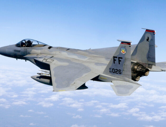 Polska znalazła się w amerykańskim kontrakcie dotyczącym programu F-15. Wyjaśniamy, co umożliwia wpis i jakie plany dotyczące F-15EX ma MON.. Autorstwa U.S. Air Force photo/Staff Sgt. Samuel Rogers, Domena publiczna