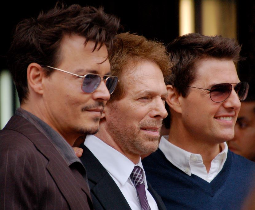 Johnny Depp, producent Jerry Bruckheimer (w środku) i aktor Tom Cruise (z prawej) w 2013 roku. Fot. Angela George, CC BY-SA 3.0, Wikimedia Commons.