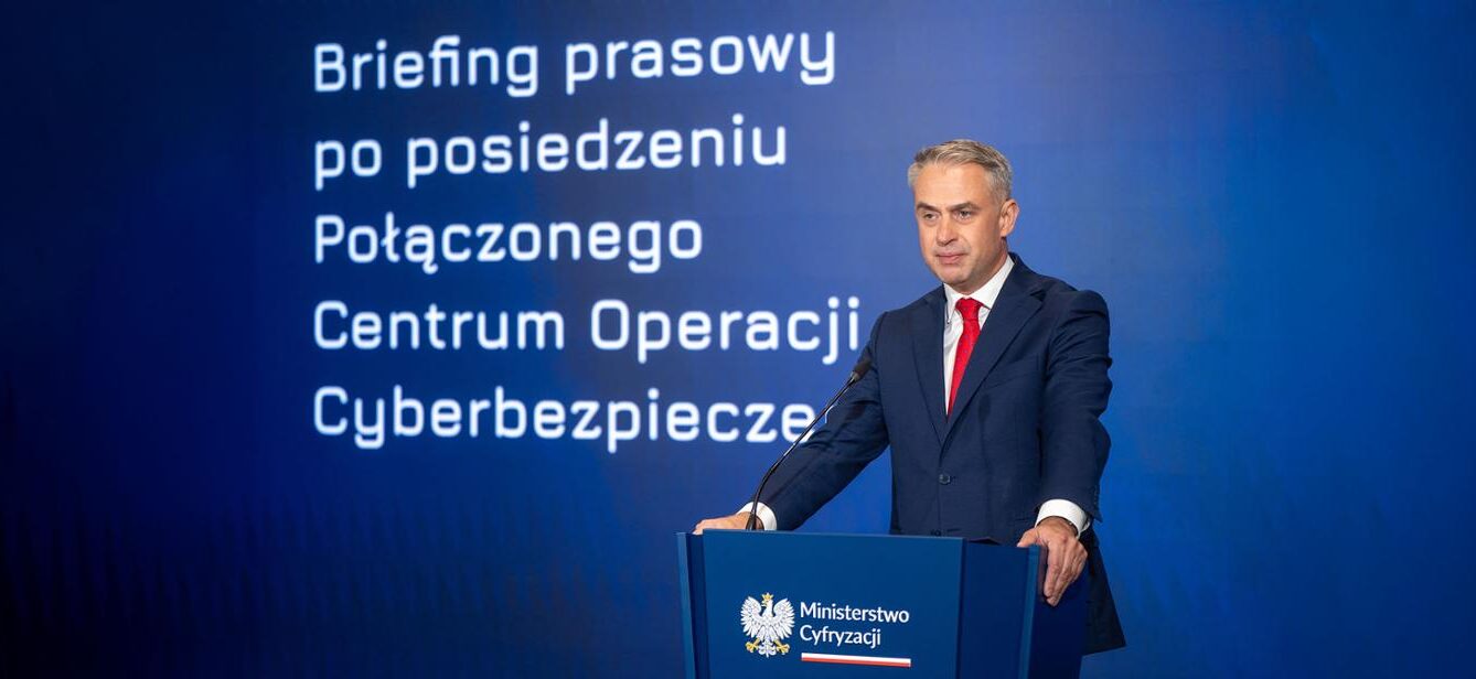 Krzysztof Gawkowski: Wyciek danych z MyDr może dotyczyć 18,8 mln osób. Sprawdź, jak zastrzec PESEL, zweryfikować dane i rozpoznać fałszywe wiadomości./ MC