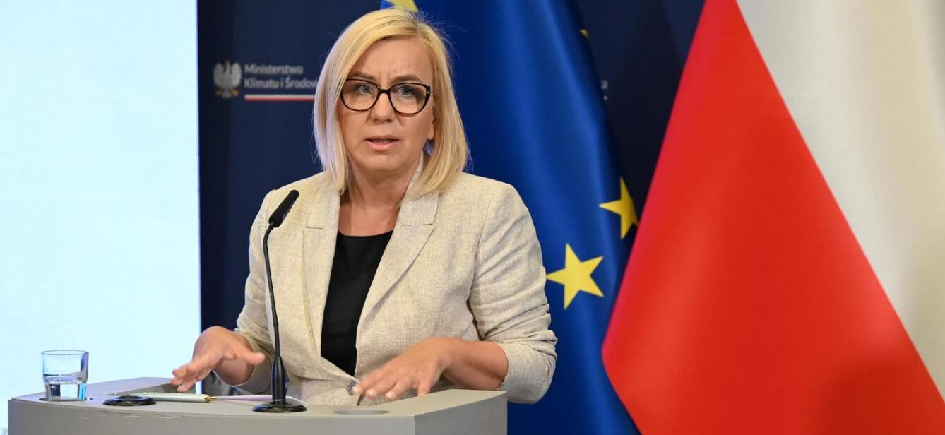 Nadchodzą zmiany w systemie kaucyjnym. Bony będą ważne dłużej, automaty staną na osiedlach, a kaucja obejmie jednorazowe szkło. Źródło: MKiŚ