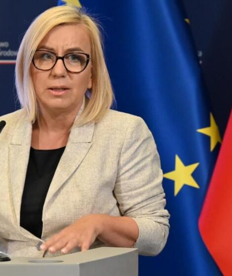 Nadchodzą zmiany w systemie kaucyjnym. Bony będą ważne dłużej, automaty staną na osiedlach, a kaucja obejmie jednorazowe szkło. Źródło: MKiŚ