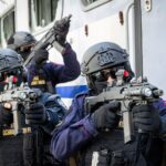 Nowe uprawnienia SOK obejmą kontrolę kierowców, badanie trzeźwości, mandaty na przejazdach, kamery nasobne i neutralizowanie dronów. Autorstwa Zespół Prasowy Komendy Głównej Straży Ochrony Kolei - https://kgsok.pl/, CC BY 4.0